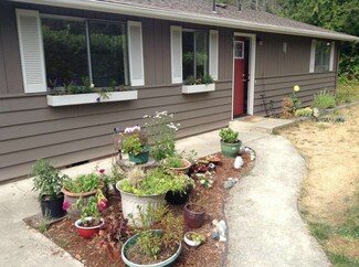 40 4th Ave, Port Hadlock, WA 98339
