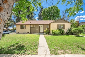 19738 Gresham St, Northridge, CA 91324