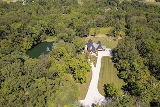 2124 S York Rd, Alexandria, OH 43001