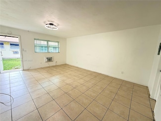 717 NE 1st St Unit 7, Hallandale Beach, FL 33009