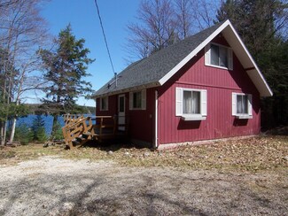 28165 W Maple Ln, Eckerman, MI 49728