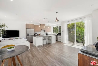 5506 W Olympic Blvd, Los Angeles, CA 90036