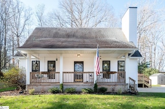 203 West Dr, Travelers Rest, SC 29690