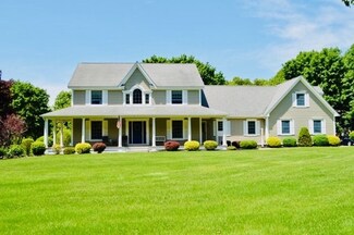27 Steepleview Dr, Hampden, MA 01036