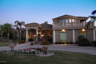 3911 E Greenway Cir, Mesa, AZ 85205