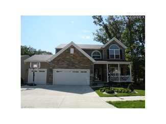 3676 Firethorn Dr, Aurora, OH 44202