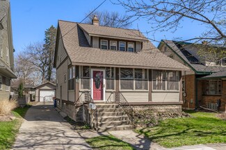48 Wallinwood Ave NE, Grand Rapids, MI 49503