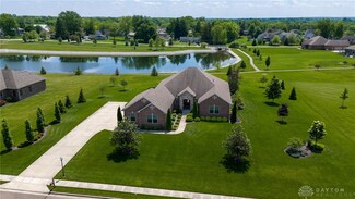 1068 Windmill Ct, Troy, OH 45373