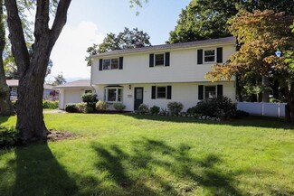 23 Riverview Rd, Framingham, MA 01701