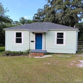 406 NW Syrcle Dr, Pensacola, FL 32507