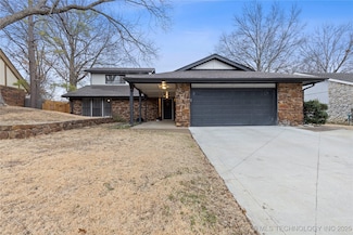 8123 S Quebec Ave, Tulsa, OK 74137