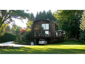101 N Shore Dr, Alden, NY 14004