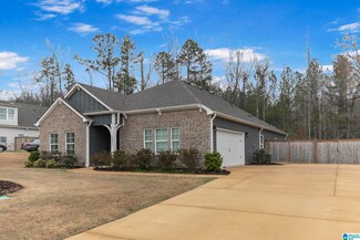 1057 Mountain Laurel Cir, Moody, AL 35004