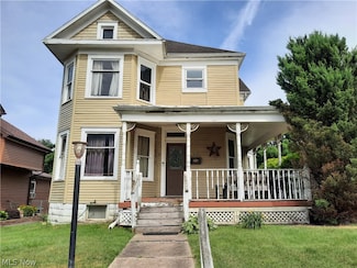 512 N 10th St, Cambridge, OH 43725