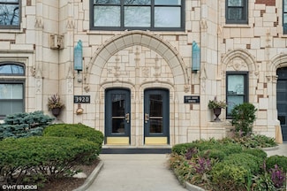 3920 N Lake Shore Dr Unit 9S, Chicago, IL 60613