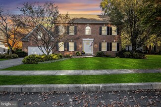213 Taunton Dr, Carlisle, PA 17013