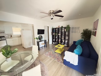 511 Venice St Unit 102, San Antonio, TX 78201