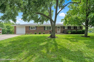 16 Woodson Ct, Taylorsville, KY 40071