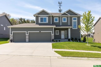 17819 Camden Ave, Omaha, NE 68116