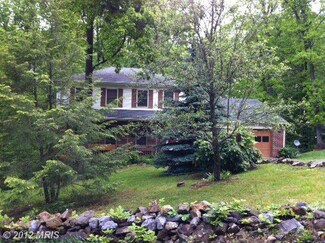 1867 Khyber Pass Rd, Linden, VA 22642