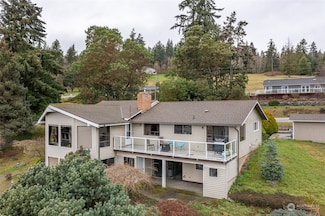 2296 Mariner Beach Dr, Oak Harbor, WA 98277