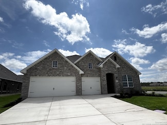 110 Katie Ct, Castroville, TX 78009