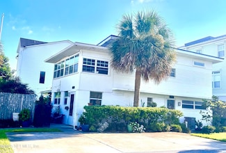 2002 1st St S, Jacksonville Beach, FL 32250