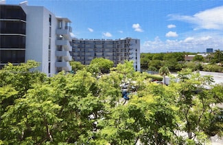 3475 N Country Club Dr Unit 501, Aventura, FL 33180