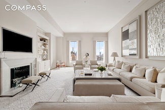 212 W 18th St Unit 14A, New York, NY 10011