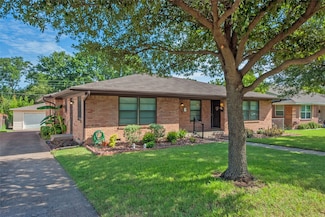 11033 Wyatt St, Dallas, TX 75218