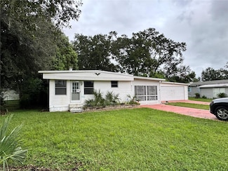 5711 SW 63rd St, Ocala, FL 34474
