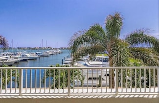 806 E Windward 224 Way Unit 224, Lantana, FL 33462