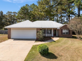 44 Nicolaus Dr, Hattiesburg, MS 39402