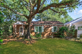 624 Atlantic St, Mount Pleasant, SC 29464