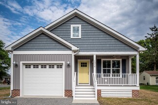 1314 Holly Vista Dr, Colonial Beach, VA 22443