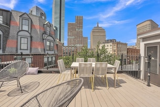 17 Cazenove St Unit 404, Boston, MA 02116