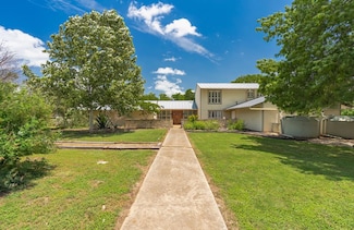208 Front St, Comfort, TX 78013