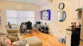 123-18 85th Ave, Jamaica, NY 11415