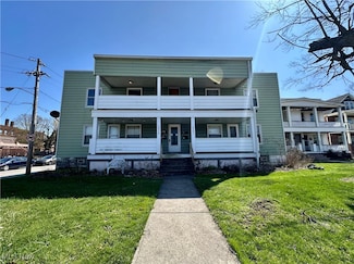 18239 Sloane Ave, Lakewood, OH 44107