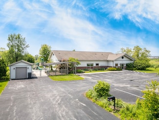 3103 Weeden Creek Rd, Sheboygan Falls, WI 53085