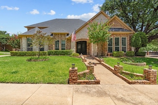 1209 Hillandale Ct, Bedford, TX 76021