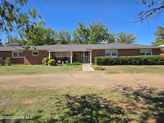 901 E Grant Ave, Morton, TX 79346