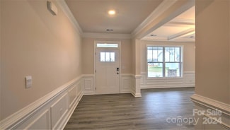 508 Fox Cove Rd, Hendersonville, NC 28792