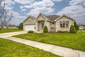 319 9th Cir SE, Demotte, IN 46310