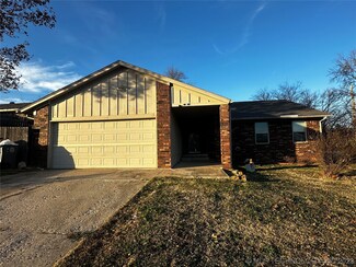 2901 W 61st Place, Tulsa, OK 74132