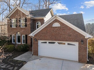 118 N Drawbridge Ln, Cary, NC 27513