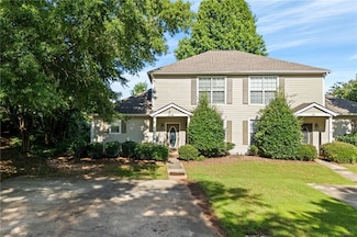 889 Harvard Dr, Auburn, AL 36830