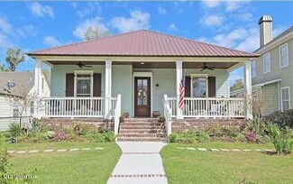 540 2nd St, Gulfport, MS 39507