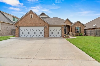 4813 Hidalgo Ave, Mustang, OK 73064