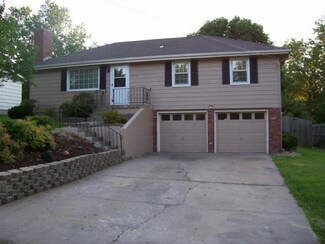 1616 N Liberty St, Independence, MO 64050